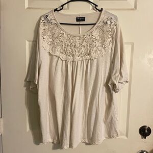 White/cream lane Bryant blouse